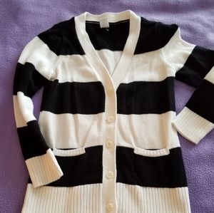 Girls size 5 sweater